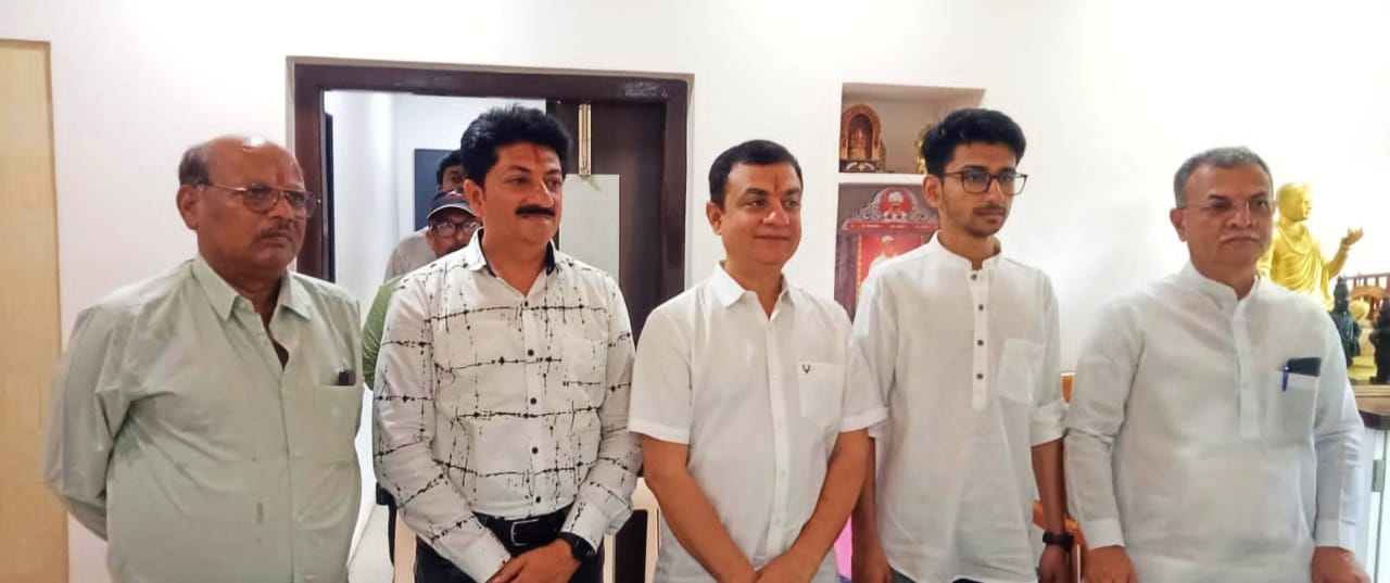 ಸಹೋದರನ ದಶಕಗಳ ವೈದ್ಯಕೀಯ ಸೇವೆ ಕೊಂಡಾಡಿದ ಮಹೇಶ್ ಕುಮಠಳ್ಳಿ