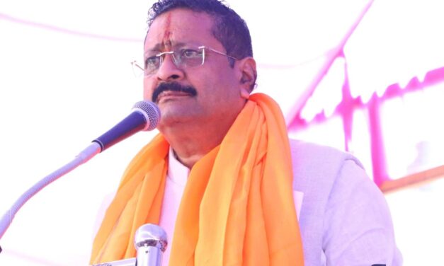 ಅಪ್ಪನಿಗೆ ಹುಟ್ಟಿದವರು ನನ್ನ ಸಿಡಿ ಬಿಡುಗಡೆ ಮಾಡಲಿ : ಸಿಡಿದ ಯತ್ನಾಳ್