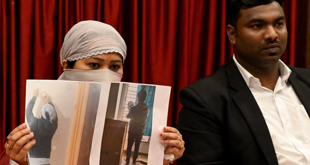 ಇಬ್ಬರು ಮಾಜಿ ಸಿಎಂ ಗಳಿಗೆ ಹನಿಟ್ರ್ಯಾಪ್ ; ಮಾಜಿ ಮಂತ್ರಿ ವಿರುದ್ಧ ಗಂಭೀರ ಆರೋಪ