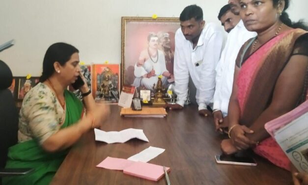 ಸಚಿವರ ಸೂಚನೆಗೂ ತಲೆಕೆಡಿಸಿಕೊಳ್ಳದ ಹೆಸ್ಕಾಂ ಸಿಬ್ಬಂದಿ ; ಸಂಕಷ್ಟದಲ್ಲಿ ಕುಕಡೊಳ್ಳಿ ಗ್ರಾಮಸ್ಥರು