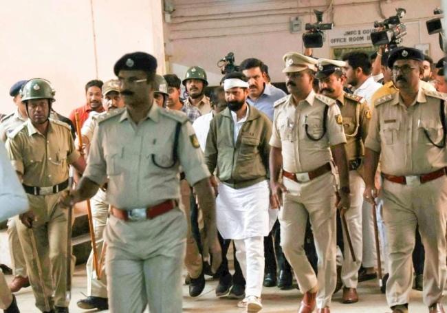 ಸ್ವಾರ್ಥ ಬದಿಗಿಟ್ಟು ಪಕ್ಷಕ್ಕಾಗಿ ದುಡಿಯುವೆ ; ಒಡೆದ ಮನಸ್ಸು ಒಂದು ಮಾಡಿದ ಘಟನೆ….!