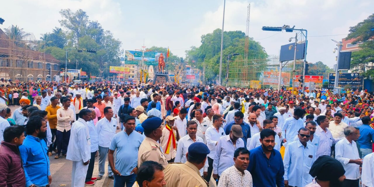 ಸಿ.ಟಿ‌ ರವಿ ವಿರುದ್ಧ ಸಿಡಿದೆದ್ದ ಕಾಂಗ್ರೆಸ್ ಕಾರ್ಯಕರ್ತರು ; ಬೆಳಗಾವಿಯಲ್ಲಿ ಬೃಹತ್ ಪ್ರತಿಭಟನೆ