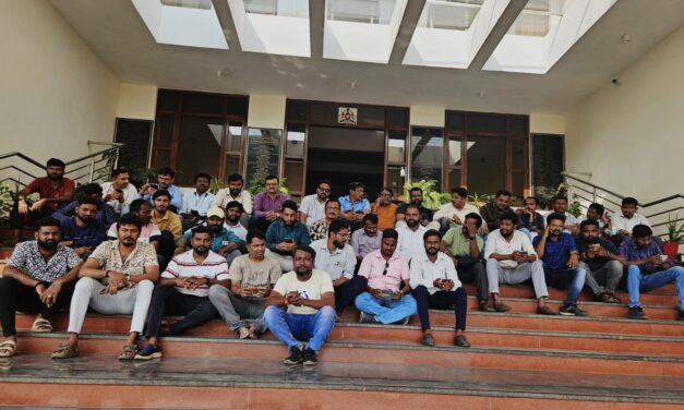 ಪೊಲೀಸರ ವಿರುದ್ಧ ಸಿಡಿದೆದ್ದ ಬೆಳಗಾವಿ ಪತ್ರಕರ್ತರು ; ಹಲ್ಲೆ ಖಂಡಿಸಿ ಪ್ರತಿಭಟನೆ