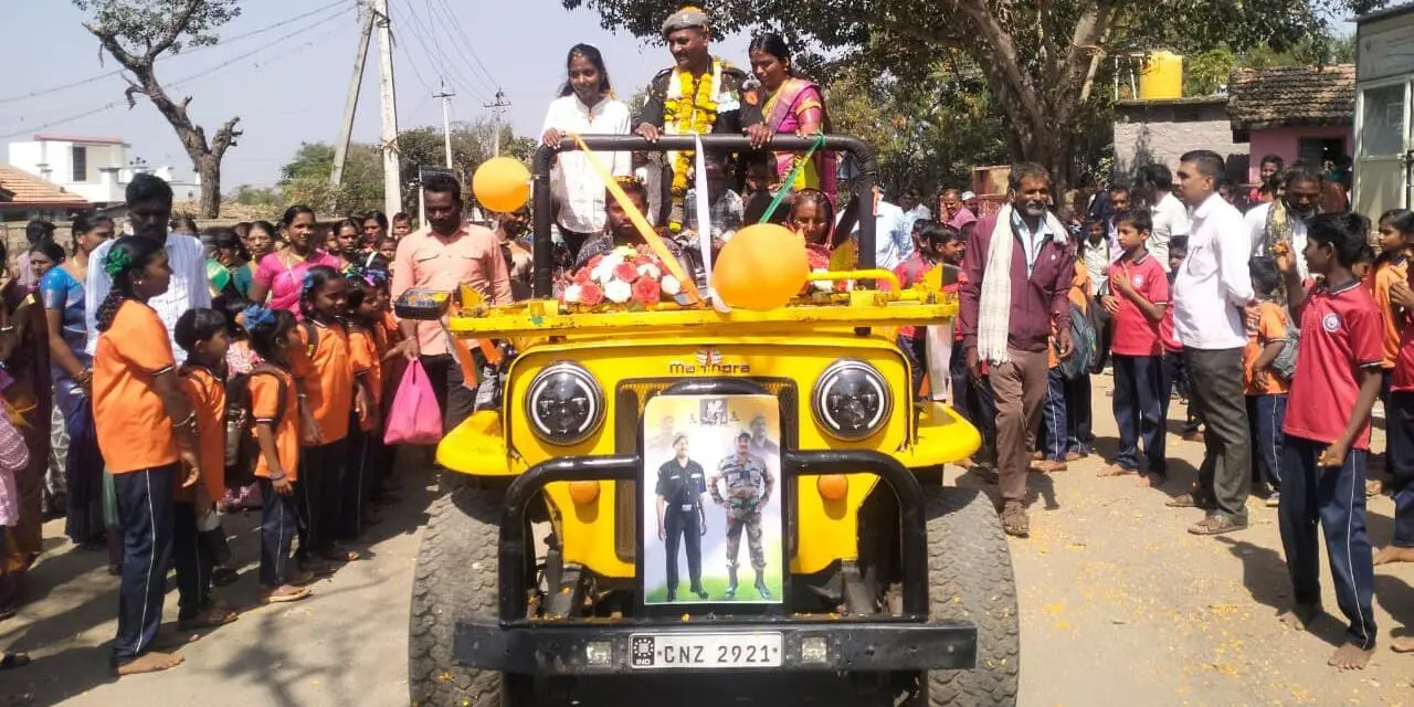 ಬೈಲಹೊಂಗಲ : ತವರಿಗೆ ಬಂದ ಯೋಧನಿಗೆ ಅದ್ಧೂರಿ ಸ್ವಾಗತ