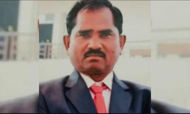 ಅಥಣಿ : ಭೀಕರ ರಸ್ತೆ ಅಪಘಾತ ; ಶಿಕ್ಷಕ ಸ್ಥಳದಲ್ಲೇ ಸಾವು