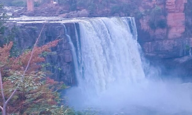 ಮೈದುಂಬಿ ಹರಿಯುತ್ತಿದೆ ಗೋಕಾಕ್ ಜಲಪಾತ