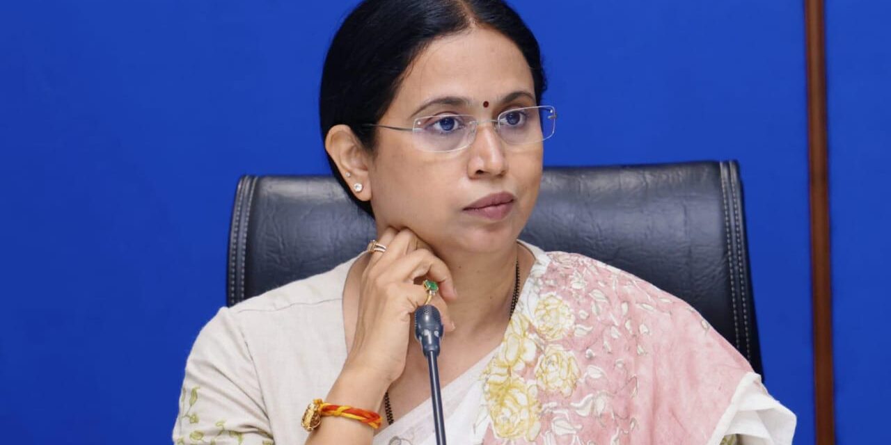 ನೌಕರಿ ವಿಚಾರವಾಗಿ ಮೋಸ ಹೋಗದಿರಿ ; ಸಚಿವೆ ಹೆಬ್ಬಾಳಕರ್ ಮನವಿ