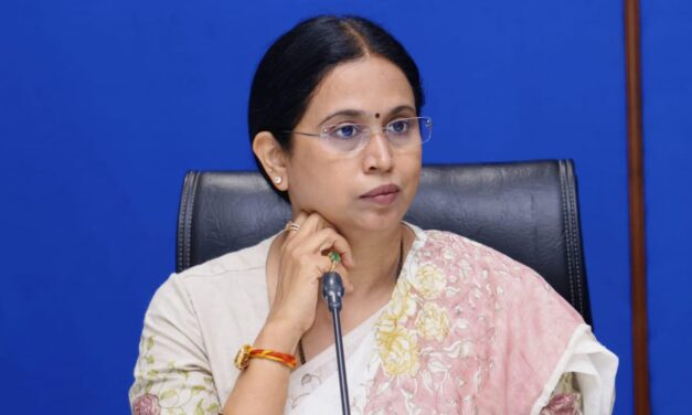 ನೌಕರಿ ವಿಚಾರವಾಗಿ ಮೋಸ ಹೋಗದಿರಿ ; ಸಚಿವೆ ಹೆಬ್ಬಾಳಕರ್ ಮನವಿ