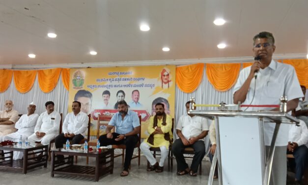 ಡಿಸಿಸಿ ಅಖಾಡಕ್ಕೆ ಸಾಹುಕಾರ್ ; ನಿರ್ದೇಶಕ ಹುದ್ದೆ ಚುನಾವಣೆಗೆ ವೈದ್ಯ ಸ್ಪರ್ಧೆ