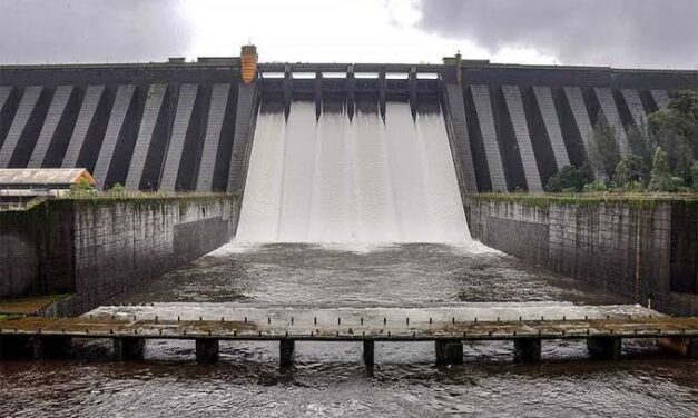 ಕೊಯ್ನಾ ಜಲಾಶಯದಿಂದ ಕೃಷ್ಣಾ ನದಿಗೆ ನೀರು