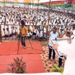 ಖಾಸಗಿ ಕಾರ್ಖಾನೆಗಳಿಂದ ತೂಕದಲ್ಲಿ ಮೋಸ ; ಗುಡುಗಿದ ಲಕ್ಷ್ಮಣ ಸವದಿ