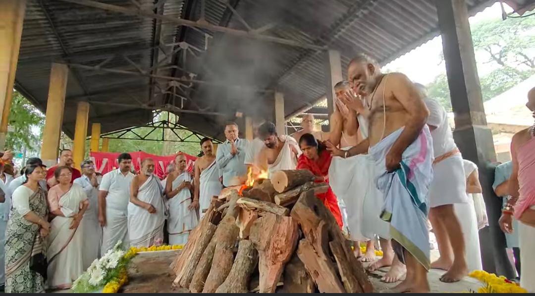 SL BHYRAPPA: ಸಾಹಿತ್ಯ ದೊರೆ ಎಸ್‌ಎಲ್‌ ಬೈರಪ್ಪ ಪಂಚಭೂತಗಳಲ್ಲಿ ಲೀನ
