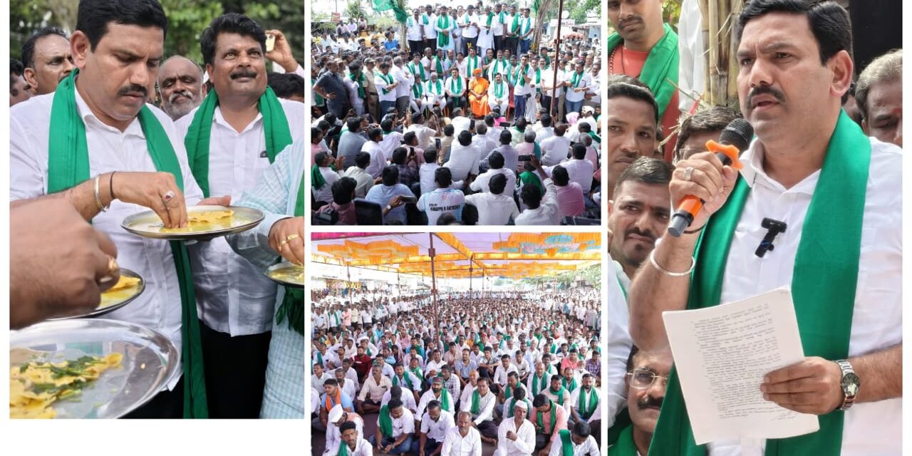 ರೈತರಿಗಾಗಿ ಹುಟ್ಟು ಹಬ್ಬ ಆಚರಿಸಲ್ಲ ; ಅಹೋರಾತ್ರಿ ಪ್ರತಿಭಟನೆ ಕುಳಿತ ವಿಜಯೇಂದ್ರ