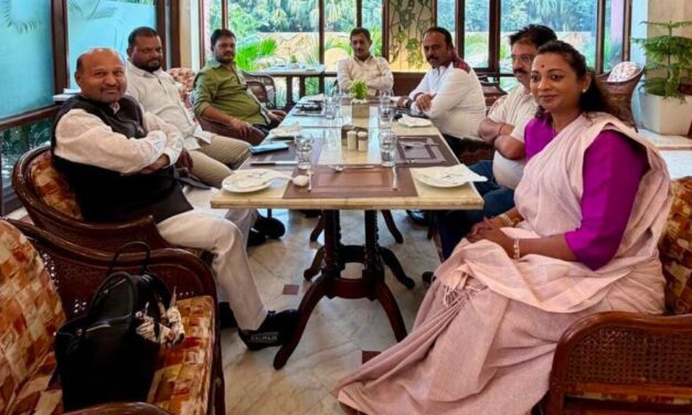 ಡಿಕೆಶಿ ಬೆಂಬಲಿಸಿ ದೆಹಲಿಗೆ ಹಾರಿದ ಬೆಳಗಾವಿಯ ಇಬ್ಬರು ಕಾಂಗ್ರೆಸ್ ಶಾಸಕರು..!