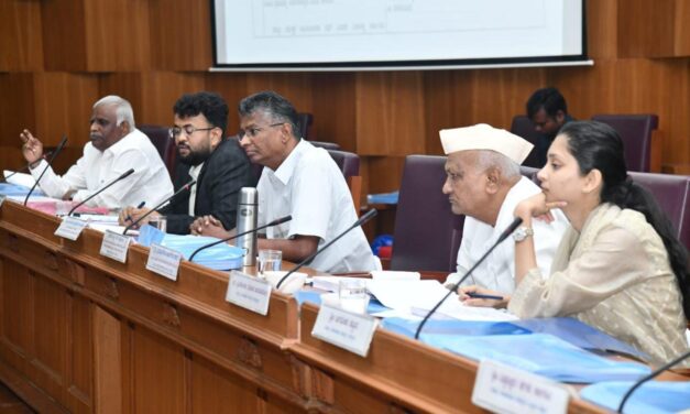 ಕೆಡಿಪಿ ಸಭೆಯಲ್ಲಿ ನಕಲಿ ಪತ್ರಕರ್ತರ ಹಾವಳಿ ಕುರಿತು ಸದ್ದು ; ಕ್ರಮಕ್ಕೆ ಸದಸ್ಯರ ಒತ್ತಾಯ..!