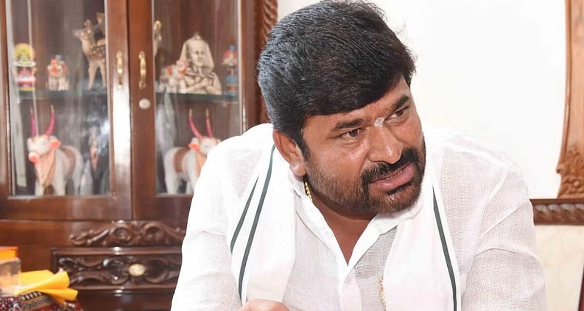 ವರ್ಷದ ಕೊನೆಯಲ್ಲಿ ವಿನಯ್ ಕುಲಕರ್ಣಿಗೆ ಕೋರ್ಟ್ ಶಾಕ್