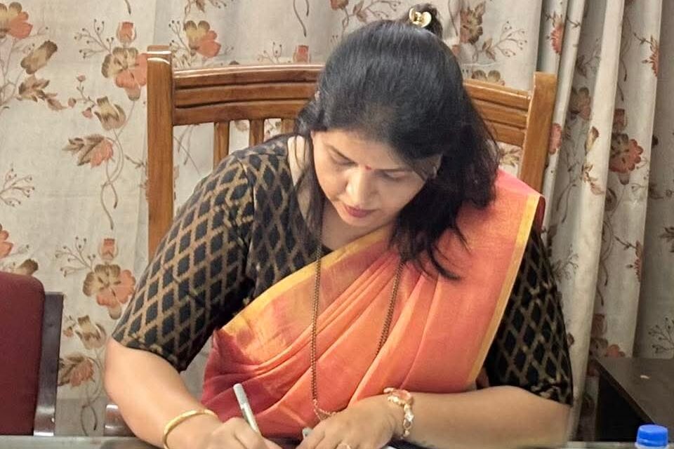 ಯಲ್ಲಮ್ಮ ದೇವಸ್ಥಾನ ಅಭಿವೃದ್ಧಿ ಪ್ರಾಧಿಕಾರ ; ಪ್ರಭಾವತಿ ಫಕೀರಪುರ ಅಧಿಕಾರ ಸ್ವೀಕಾರ