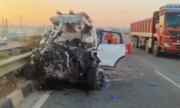 ಭೀಕರ ರಸ್ತೆ ಅಪಘಾತ ; ಏಳು ಜನ ಸಾವು..!