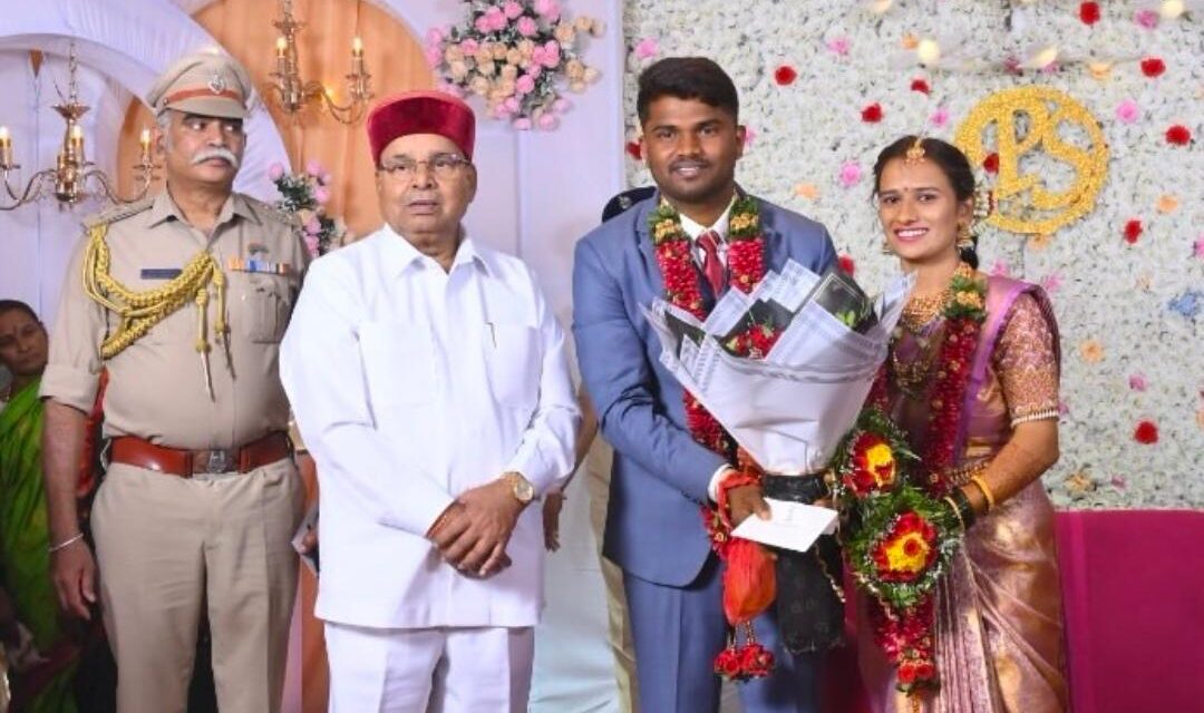ಪೊಲೀಸ್ ಪೇದೆ ಮದುವೆಗೆ ಮುಧೋಳಕ್ಕೆ ಓಡೋಡಿ ಬಂದ ರಾಜ್ಯಪಾಲ ಗೆಹ್ಲೋಟ್…!