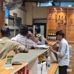 ಬೆಳಗಾವಿ : ಮಧ್ಯರಾತ್ರಿ ಬಾರ್ ನಲ್ಲಿ ಗಲಾಟೆ ; ಮಾರಕಾಸ್ತ್ರಗಳಿಂದ ಹಲ್ಲೆ..!