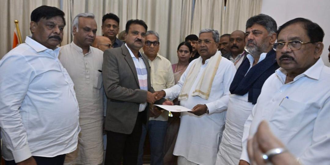 ಸಿಎಂ ಸ್ಥಾನಕ್ಕೆ ಸಿಎಂ ಸಿದ್ದರಾಮಯ್ಯ ರಾಜೀನಾಮೆ ; ರಾಜ್ಯಪಾಲರ ಅನುಪಸ್ಥಿತಿಯಲ್ಲಿ ಕಾರ್ಯದರ್ಶಿಗೆ ಪತ್ರ