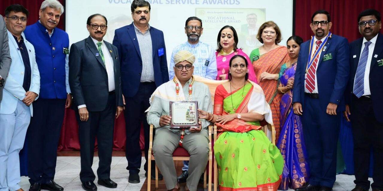 ಪ್ರಗತಿಪರ ರೈತ  ಸಂಜಯ ನಾಡಗೌಡ’ ಗೆ ವೃತ್ತಿಪರ ಶ್ರೇಷ್ಠತಾ ಪ್ರಶಸ್ತಿ ಪ್ರದಾನ 