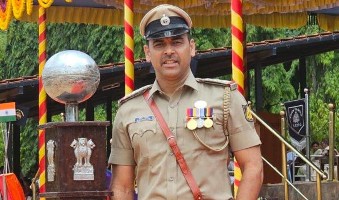 ಜನಸ್ನೇಹಿ ಪೊಲೀಸ್ ಅಧಿಕಾರಿ ಬಿ.ಆರ್.ಗಡ್ಡೇಕರ್ ಗೆ ರಾಷ್ಟ್ರಪತಿ ಪದಕ ಗೌರವ..!