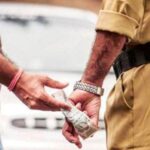 ಮರಳು ಲಾರಿ ಸಂಚಾರಕ್ಕೆ ಲಂಚ ; ಮೂವರು ಪೊಲೀಸ್ ಸಿಬ್ಬಂದಿ ಲೋಕಾಯುಕ್ತ ಬಲೆಗೆ