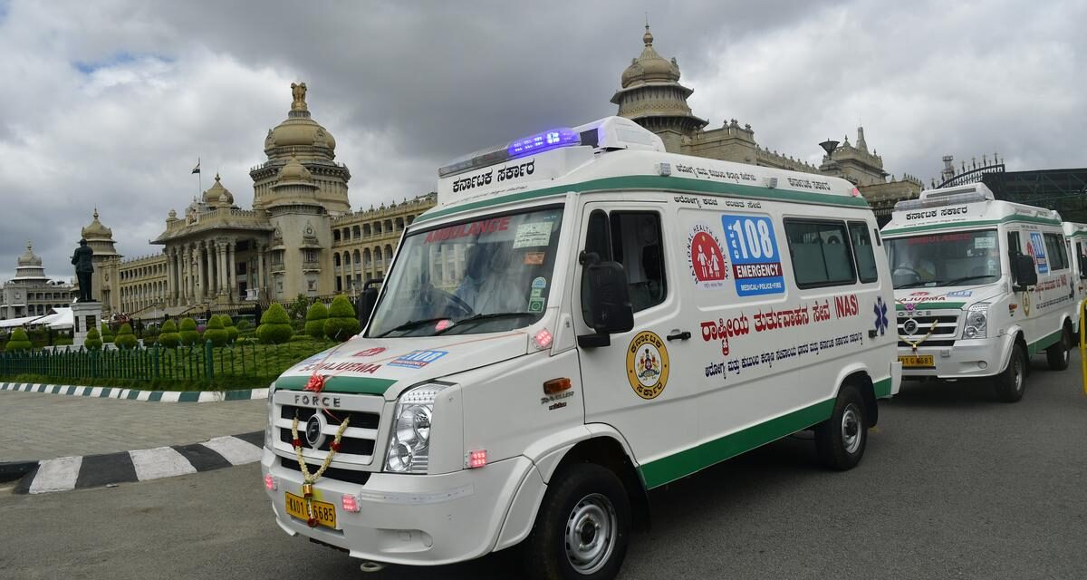108 AMBULANCE : ರಾಜ್ಯದಲ್ಲಿ ಇಂದಿನಿಂದ 108 ಆಂಬುಲೆನ್ಸ್ ಸೇವೆ ಬಂದ್ ಭೀತಿ – ಮುಷ್ಕರಕ್ಕೆ ಮುಂದಾದ ನೌಕರರು